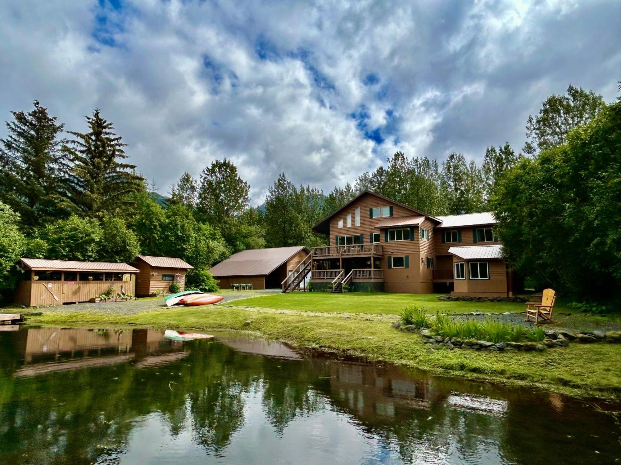 Bear Lake Lodgings B&B Seward Buitenkant foto