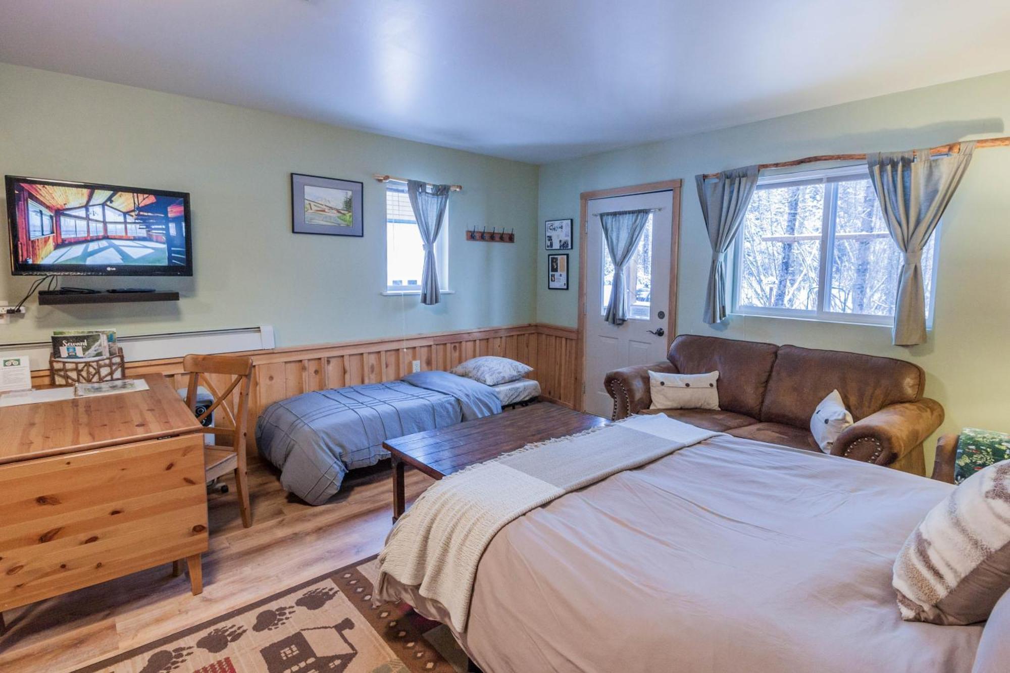 Bear Lake Lodgings B&B, Inc Seward Buitenkant foto
