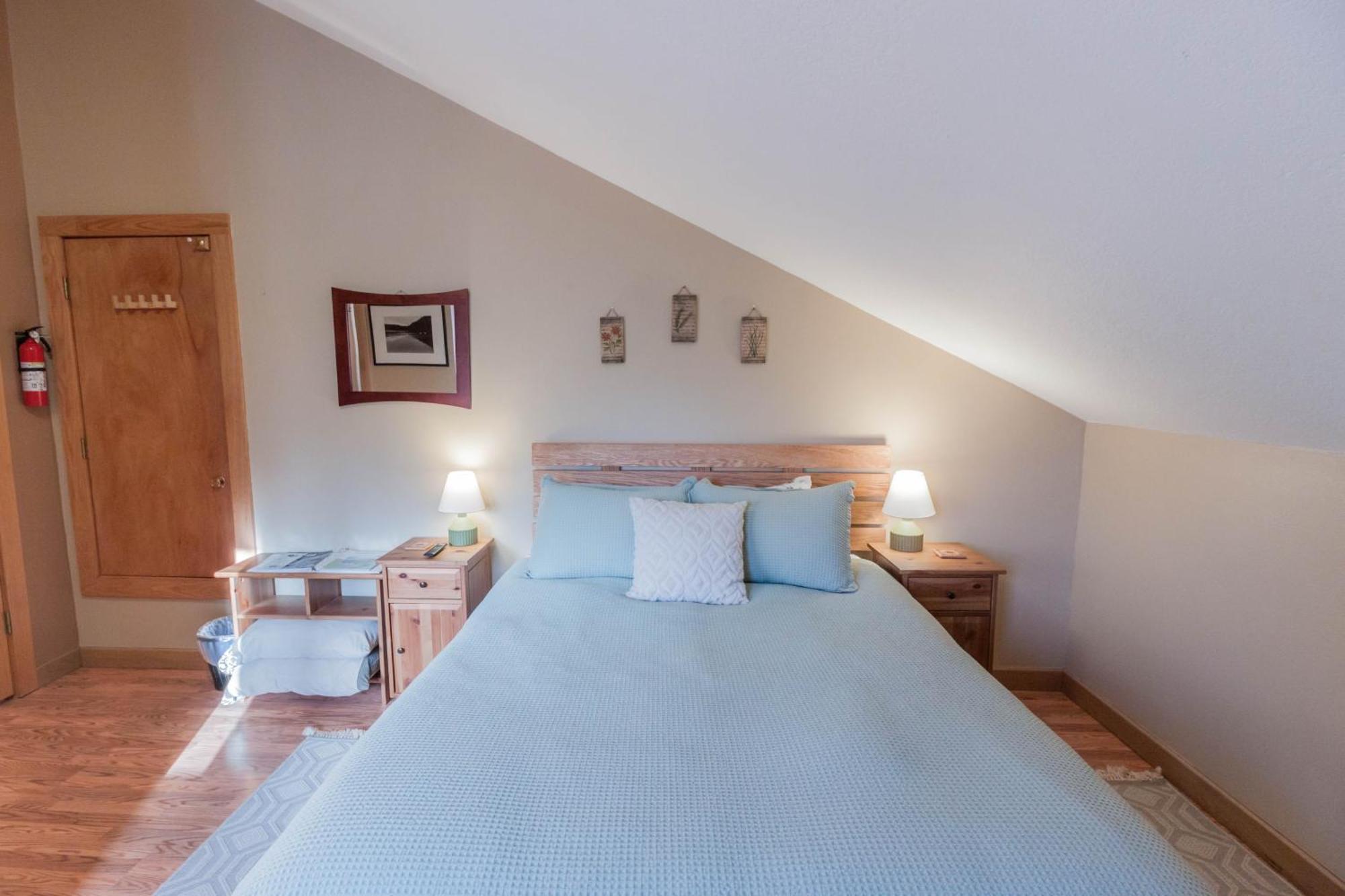 Bear Lake Lodgings B&B, Inc Seward Buitenkant foto