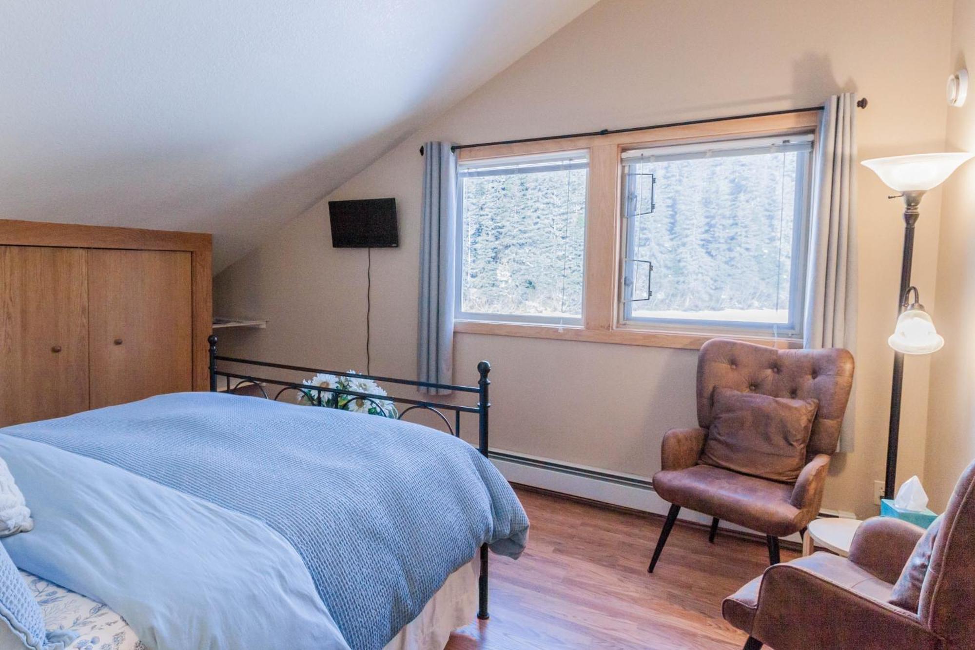 Bear Lake Lodgings B&B, Inc Seward Buitenkant foto